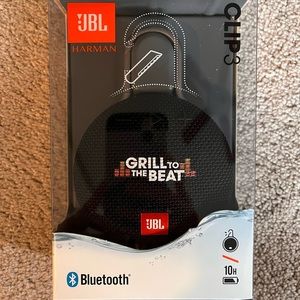 JBL clip 3 portable Bluetooth speaker NWT